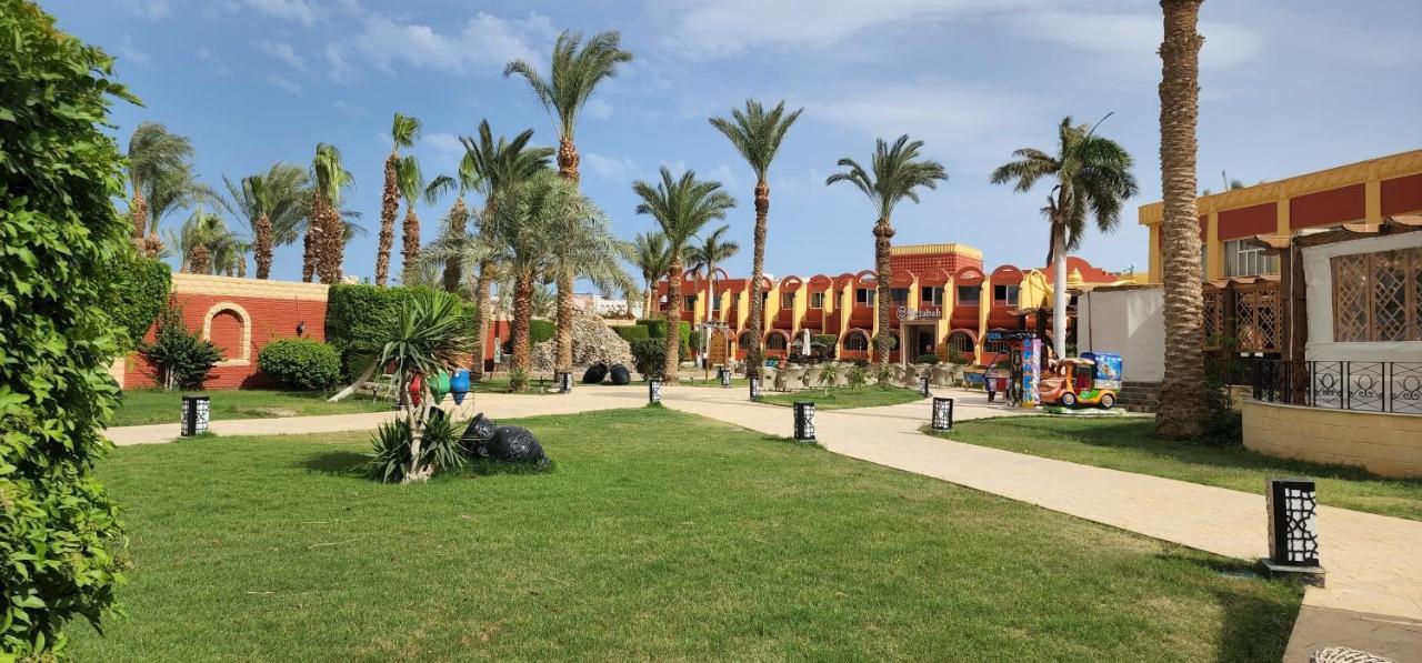 Aladdin Beach Resort Hurghada Exterior photo